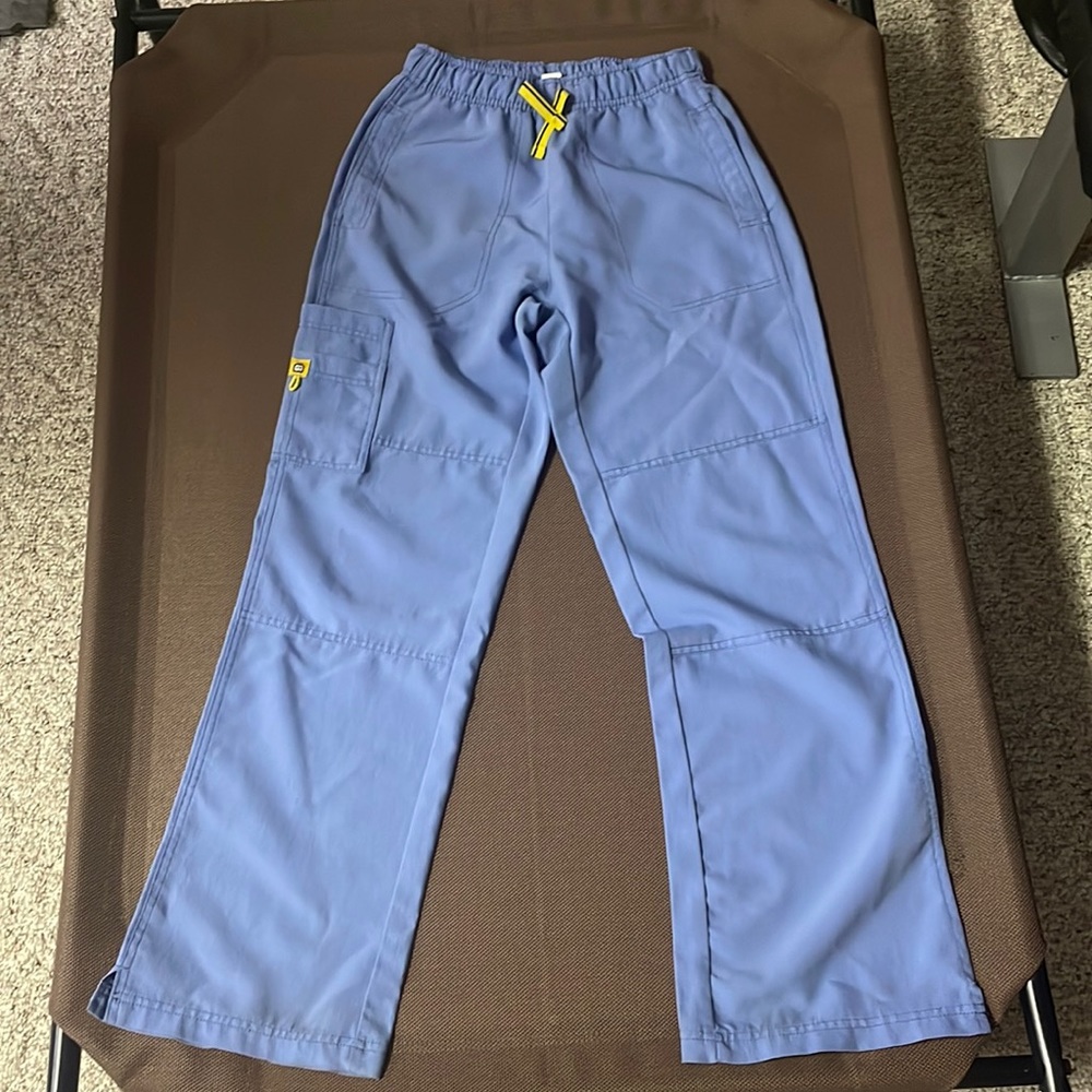 Like New - Small seal blue - WonderWink scrub bottoms